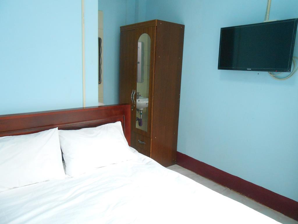 Lucky Backpacker Hostel Vientiane Quarto foto