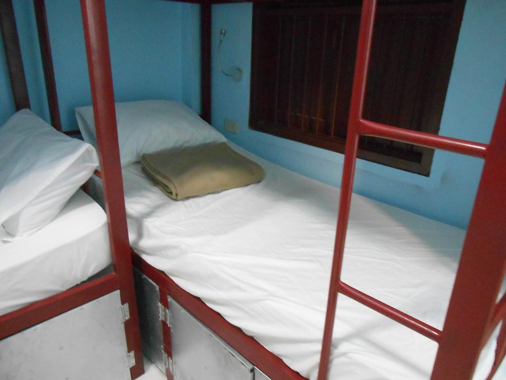 Lucky Backpacker Hostel Vientiane Exterior foto